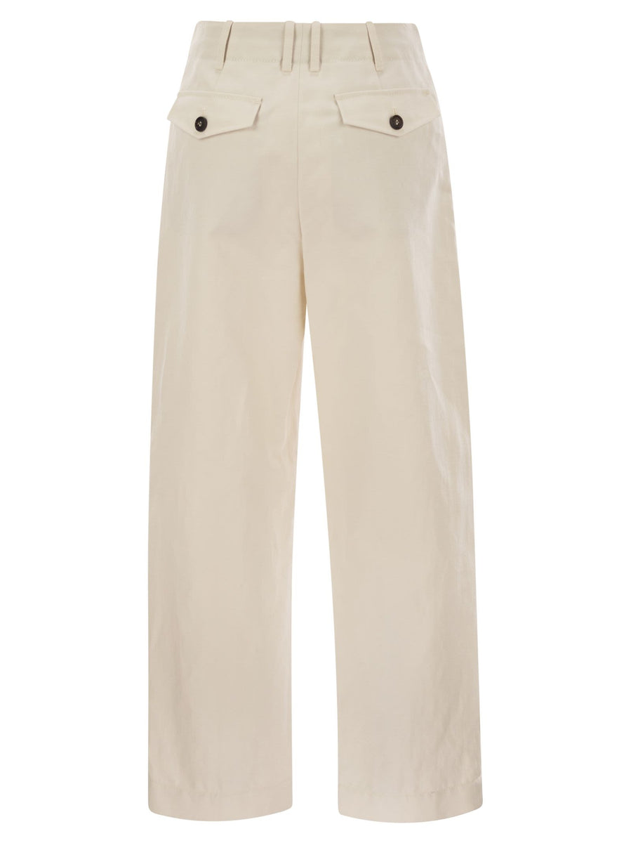 パンツ BRUNELLO CUCINELLI Pleated Chino trousers in cotton canvas a Brunello Cucinelli Pleated Chino Trousers In Cotton Canvas